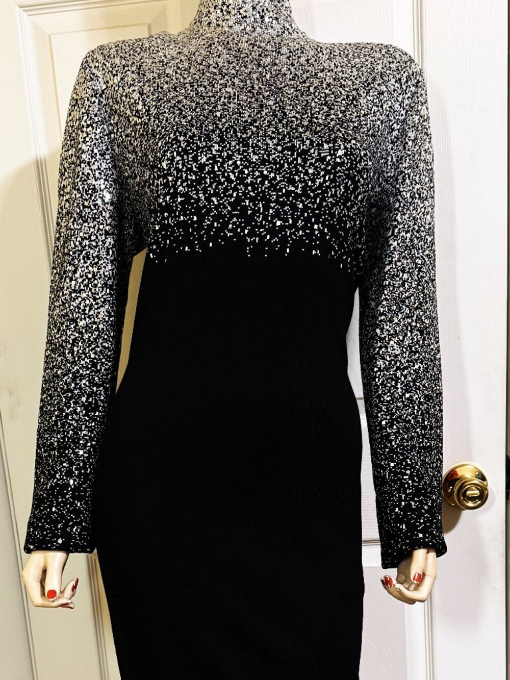 Excellent St John Ombre Silver to fading Black Evening Dress sz 12 WOW - Picture 2 of 11